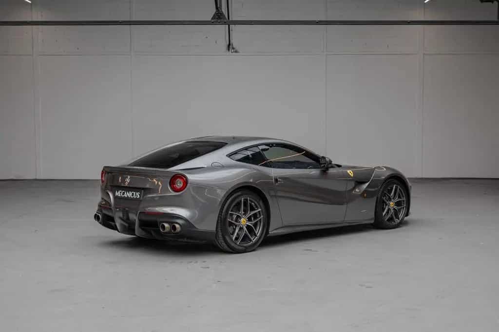 Ferrari F12 berlinetta *Grigio Ferro / French Origin* 04/2014-photo-2
