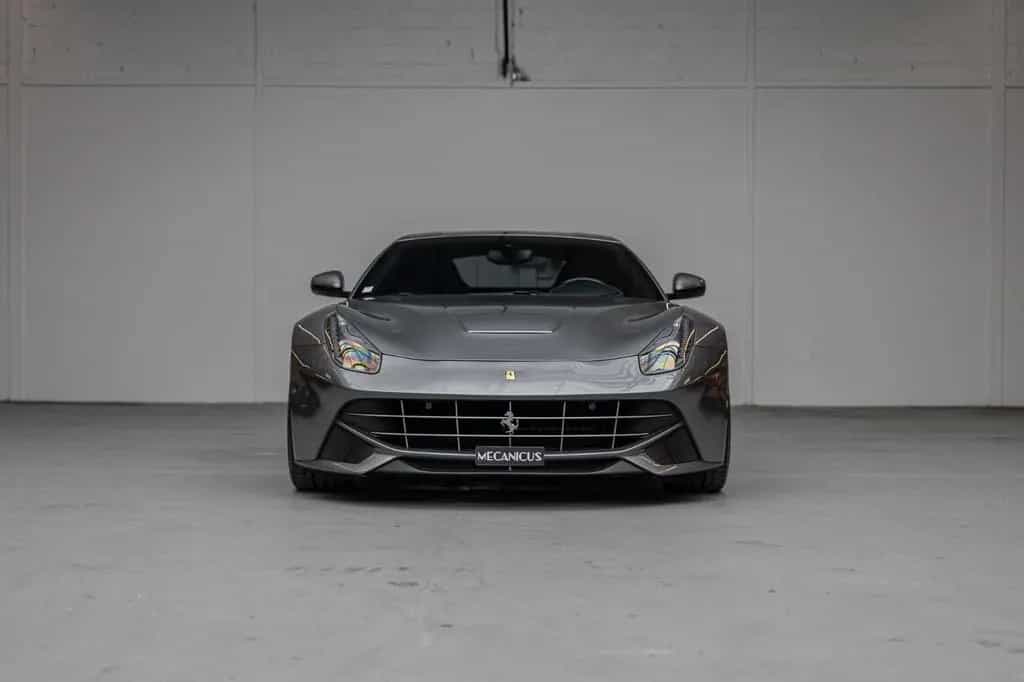 Ferrari F12 berlinetta *Grigio Ferro / French Origin* 04/2014-photo-3
