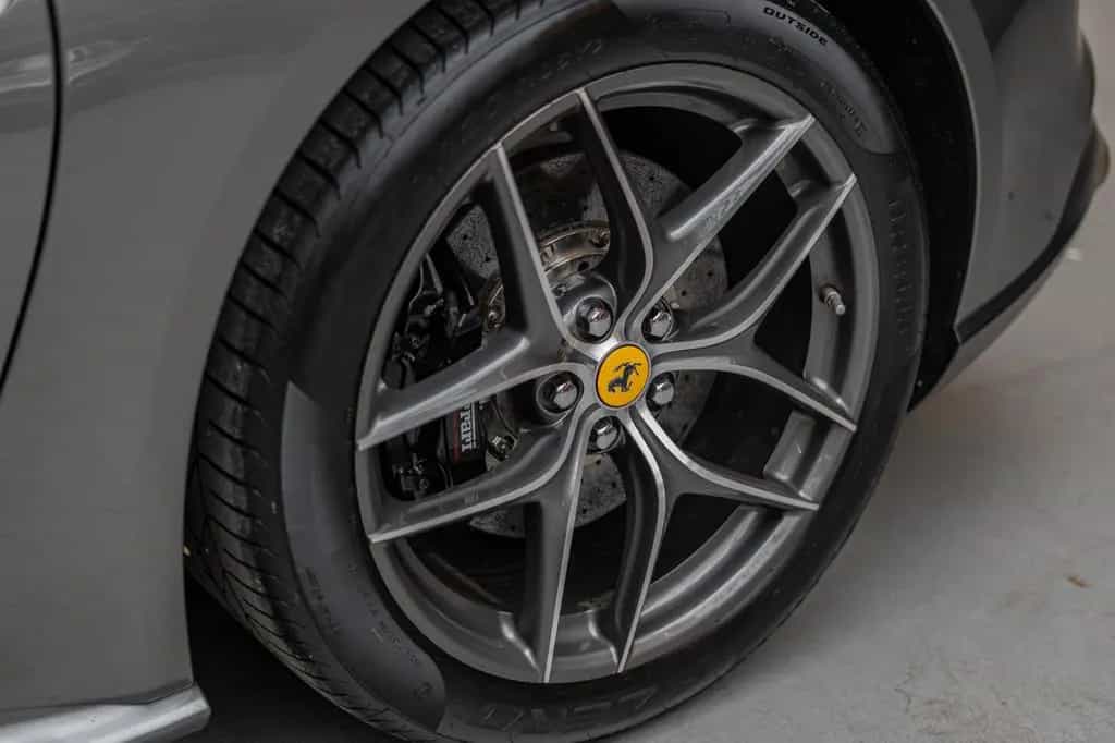Ferrari F12 berlinetta *Grigio Ferro / French Origin* 04/2014-photo-32