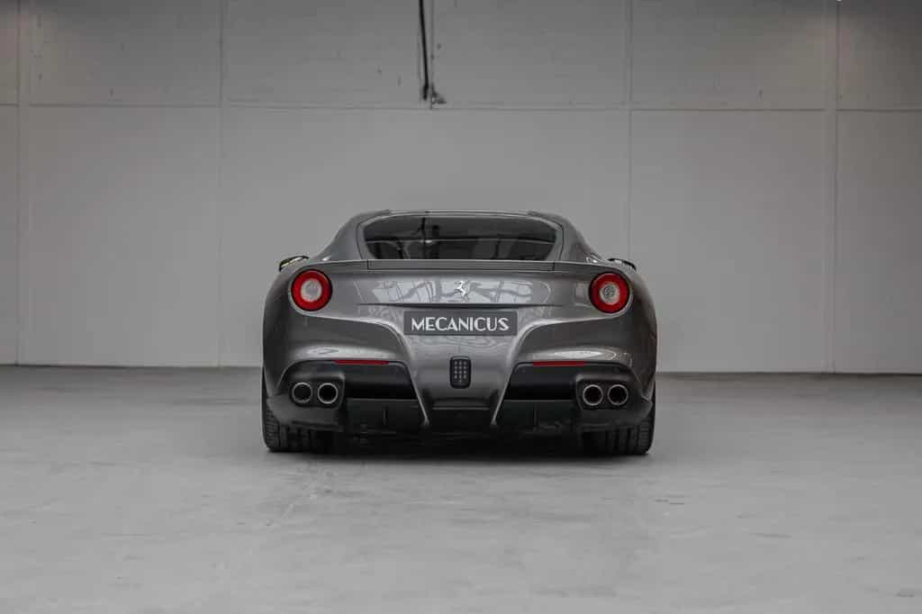 Ferrari F12 berlinetta *Grigio Ferro / French Origin* 04/2014-photo-4