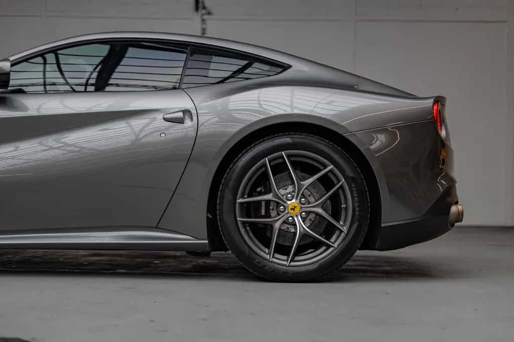 Ferrari F12 berlinetta *Grigio Ferro / French Origin* 04/2014-photo-7