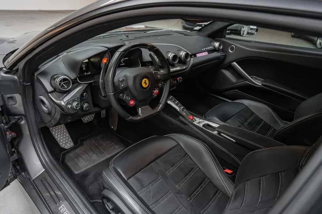 Ferrari F12 berlinetta *Grigio Ferro / French Origin* 04/2014-photo-8