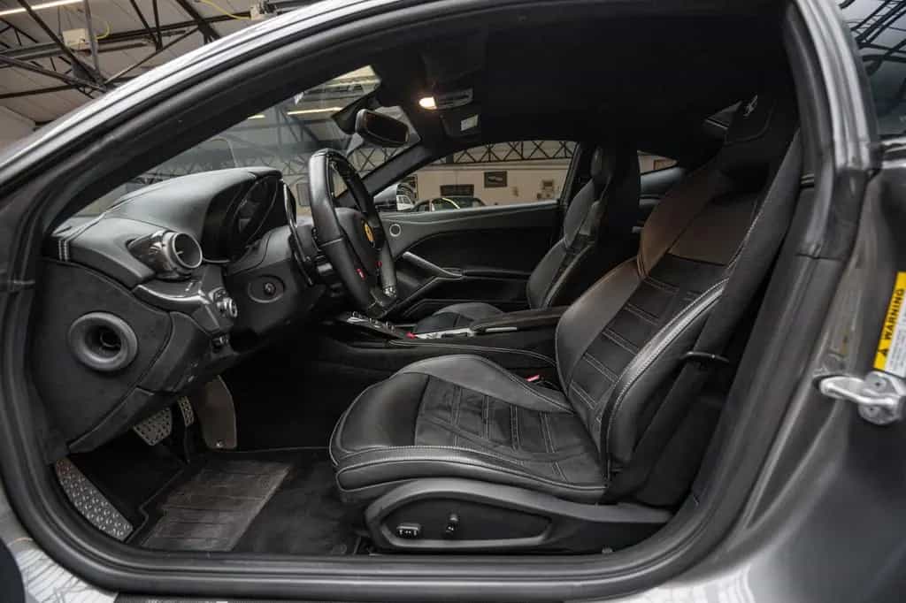 Ferrari F12 berlinetta *Grigio Ferro / French Origin* 04/2014-photo-9