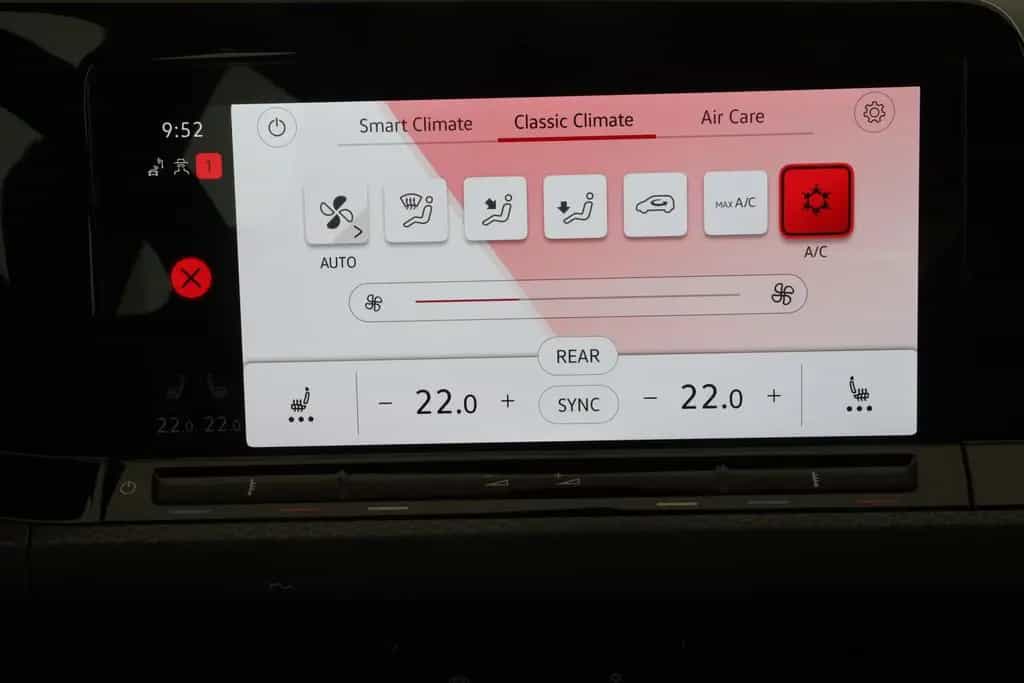 Volkswagen Golf VIII GTI 2.0 TSI DSG | NAVI | LED | ACC | 03/2023-photo-15