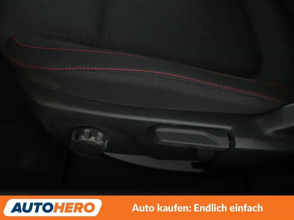 Ford Focus 1.5 EcoBoost ST-Line *NAVI*CAM*ACC*SHZ*LHZ 04/2019-photo-25