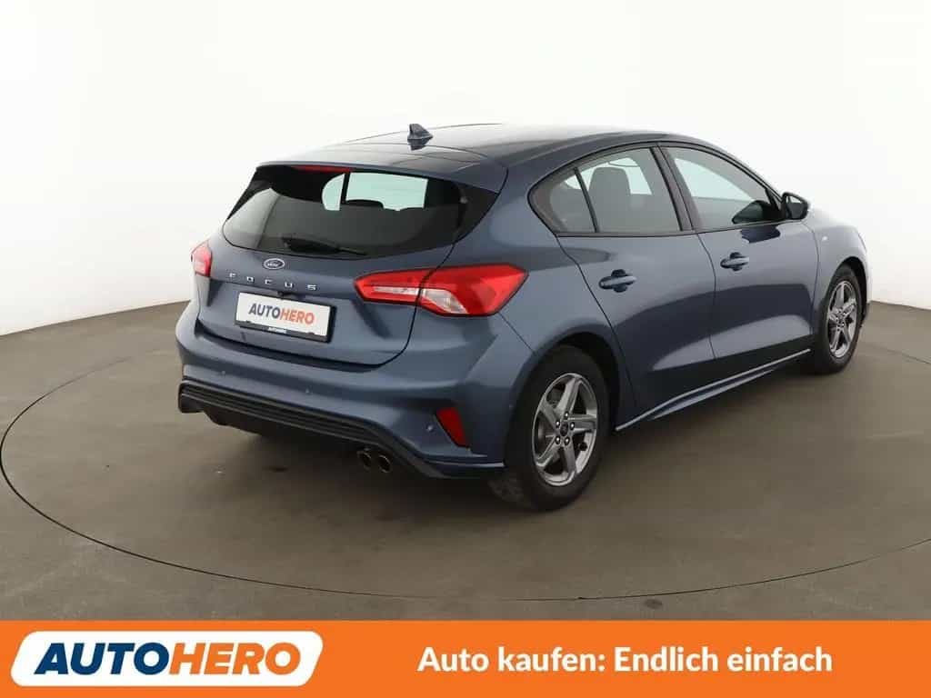 Ford Focus 1.5 EcoBoost ST-Line *NAVI*CAM*ACC*SHZ*LHZ 04/2019-photo-5