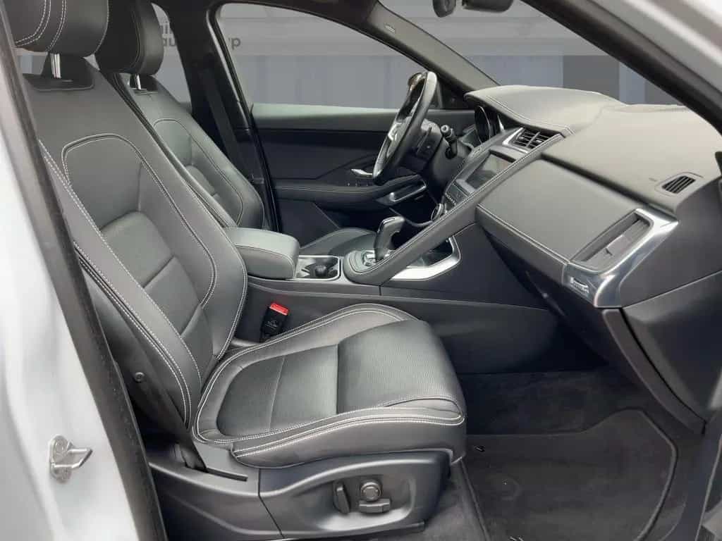 Jaguar E-Pace D240 R-Dynamic SE AWD SHZ LED 360° 01/2019-photo-7