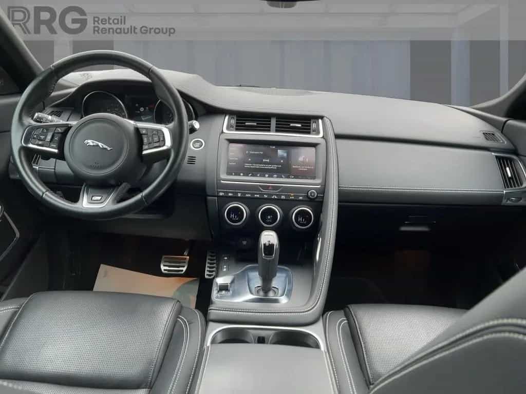 Jaguar E-Pace D240 R-Dynamic SE AWD SHZ LED 360° 01/2019-photo-9
