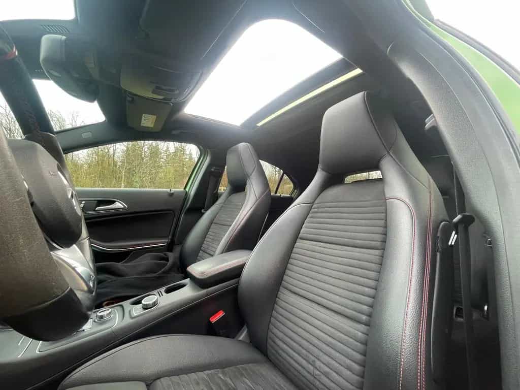 Mercedes-Benz A 45 AMG 4m Pano Navi KeyGo Perf.-Abgas. Nightp. 12/2016-photo-18