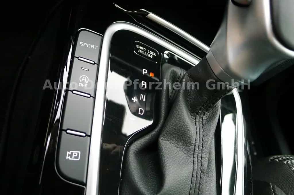 Kia Ceed SW 1.5 T-GDI DCT Spirit/UVO/LED 12/2024-photo-17