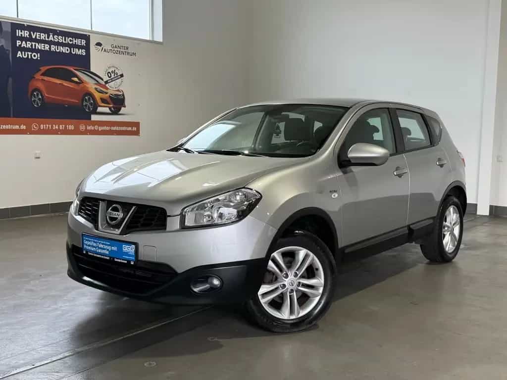 Nissan Qashqai Acenta 2.0l AHK+EBD 03/2011-photo-4