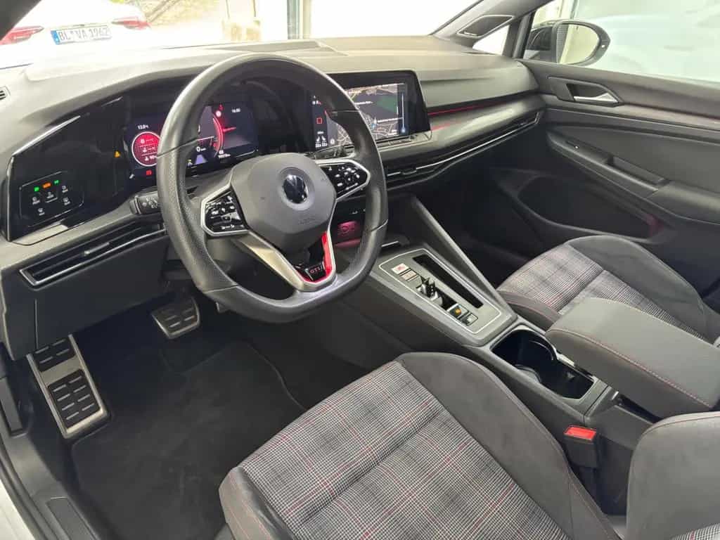 Volkswagen Golf 8 2.0TSI GTI 245PS/Navi/Led/Kamera 02/2022-photo-16