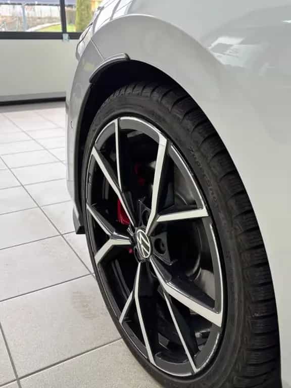 Volkswagen Golf 8 2.0TSI GTI 245PS/Navi/Led/Kamera 02/2022-photo-3