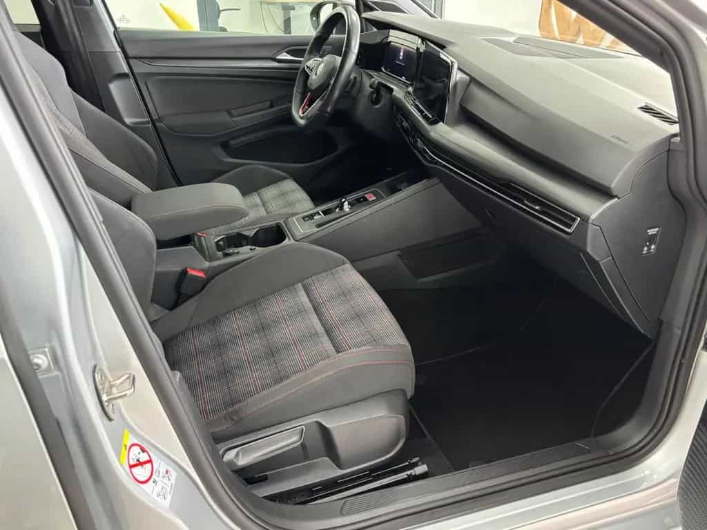 Volkswagen Golf 8 2.0TSI GTI 245PS/Navi/Led/Kamera 02/2022-photo-31