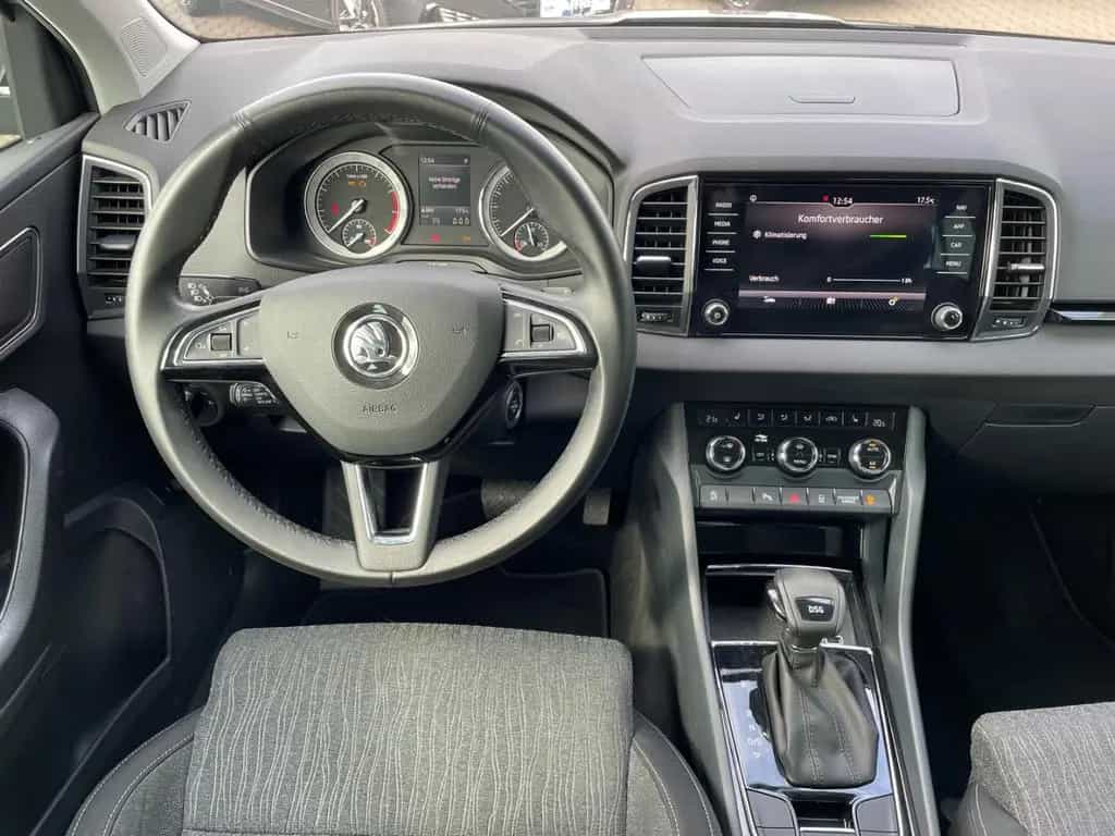 Skoda Karoq Style LED Navi totWinkAss induktivLaden 03/2018-photo-10