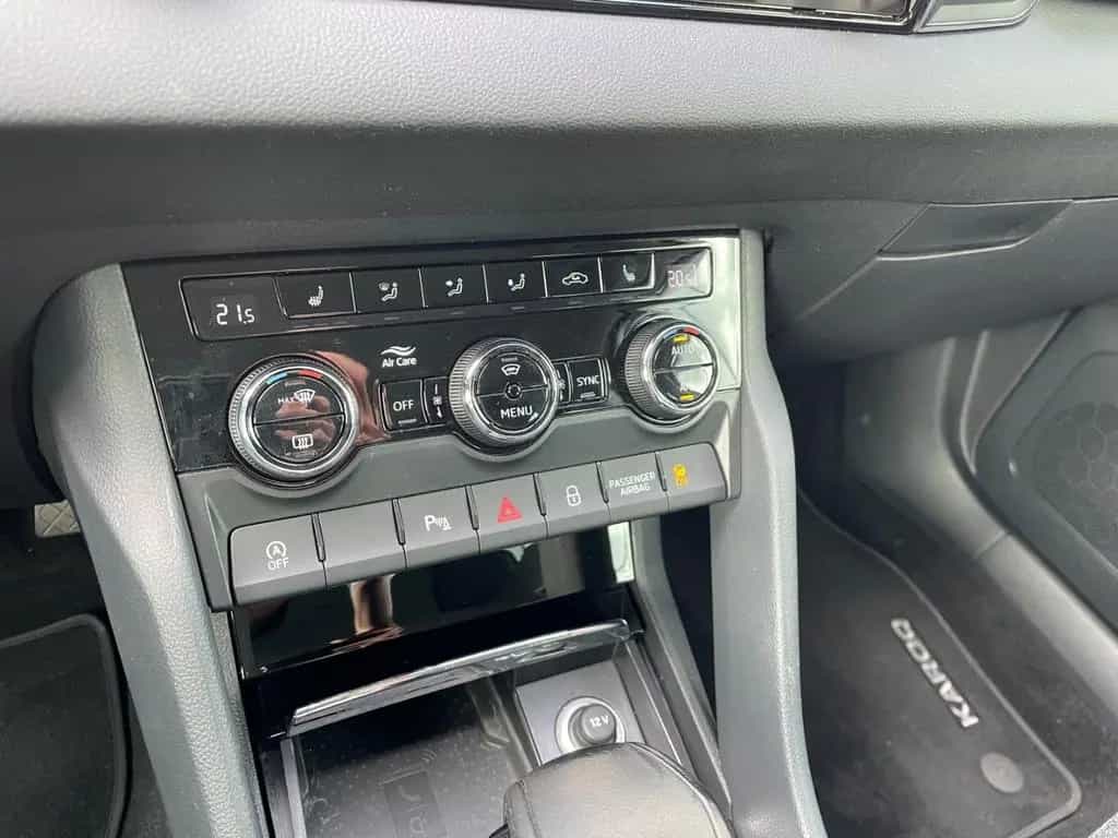 Skoda Karoq Style LED Navi totWinkAss induktivLaden 03/2018-photo-16