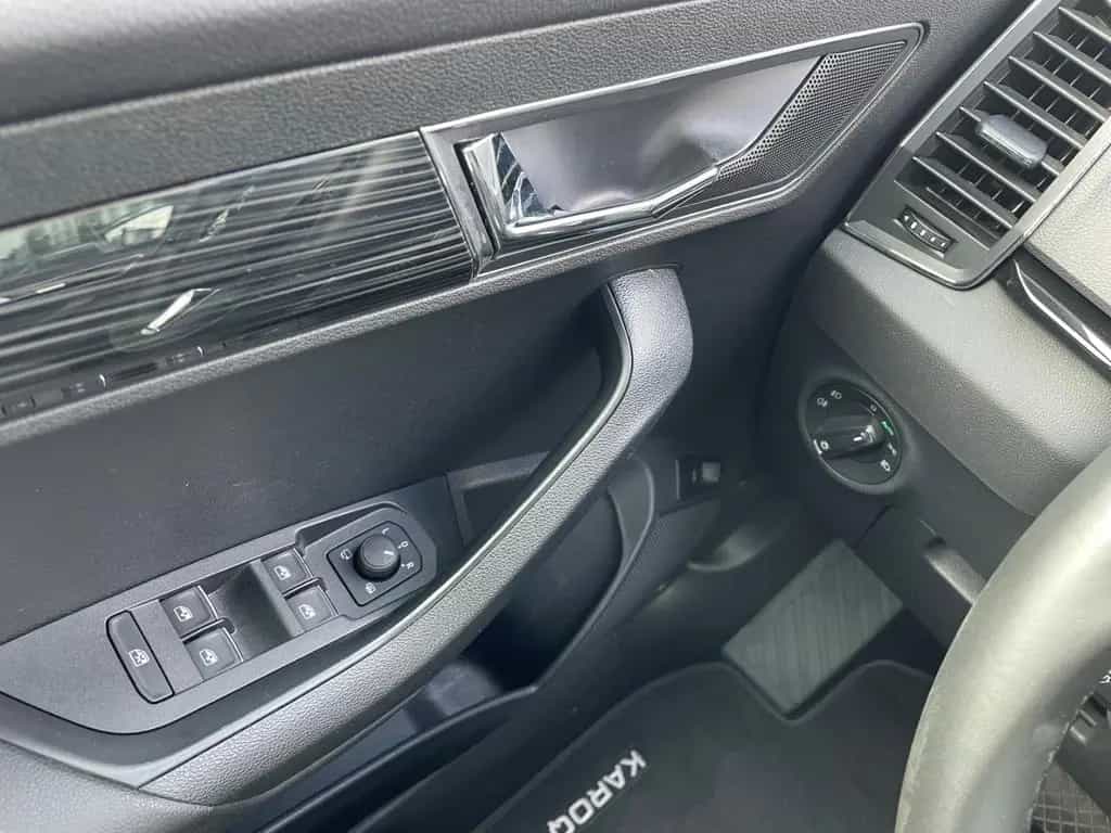 Skoda Karoq Style LED Navi totWinkAss induktivLaden 03/2018-photo-18