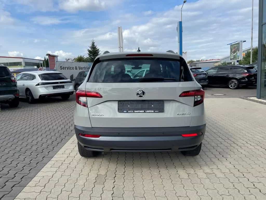 Skoda Karoq Style LED Navi totWinkAss induktivLaden 03/2018-photo-7