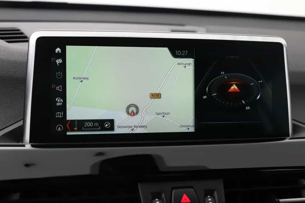 BMW X1 xDrive20i High Executive | Aut | Leder | Head 01/2018-photo-23