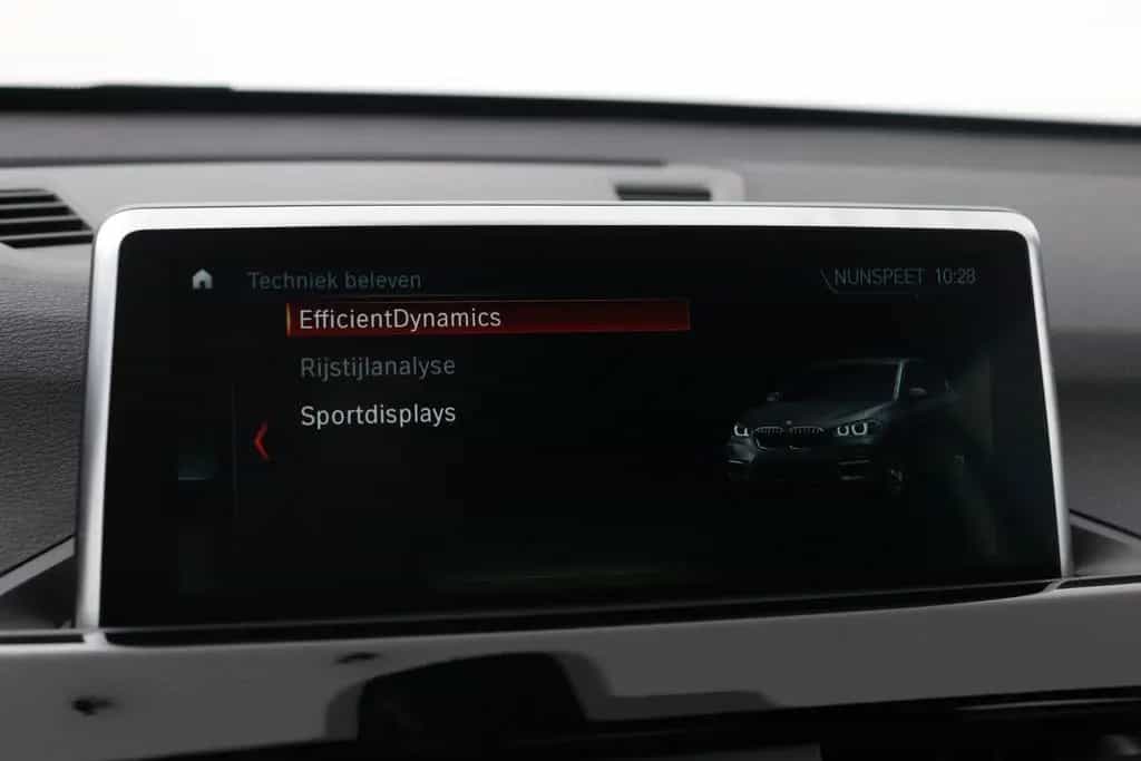 BMW X1 xDrive20i High Executive | Aut | Leder | Head 01/2018-photo-28