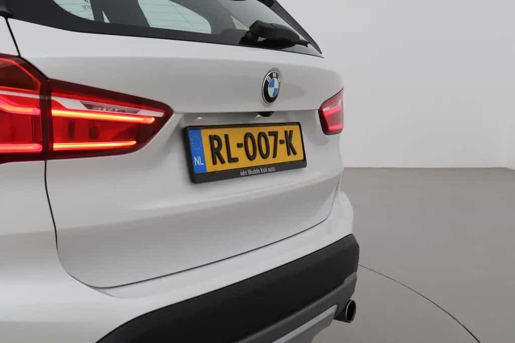 BMW X1 xDrive20i High Executive | Aut | Leder | Head 01/2018-photo-47