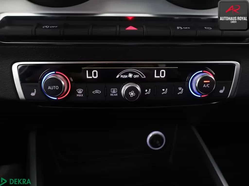 Audi Q2 40 TFSI qu S LINE 19Z PANORAMA,KEYLESS,BANG+O 08/2018-photo-16