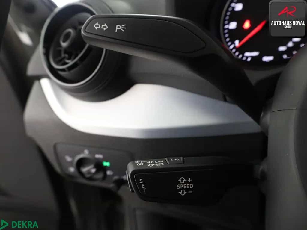 Audi Q2 40 TFSI qu S LINE 19Z PANORAMA,KEYLESS,BANG+O 08/2018-photo-18