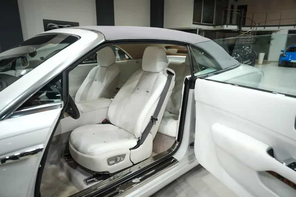 Rolls-Royce Dawn 09/2016-photo-14