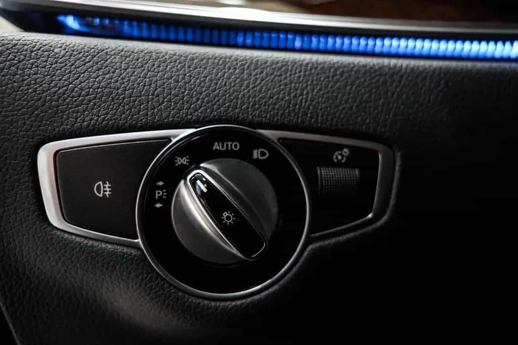 Mercedes-Benz E-Class 450 4Matic Lim. Avantgarde*LEDER*NAVI*LED*360° 12/2020-photo-20