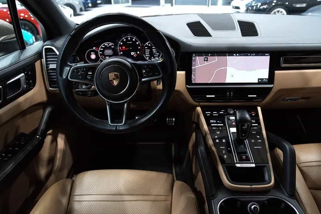 Porsche Cayenne S *SPORT-DESIGN*MATRIX*PANO*BOSE*1.HAND* 10/2019-photo-11