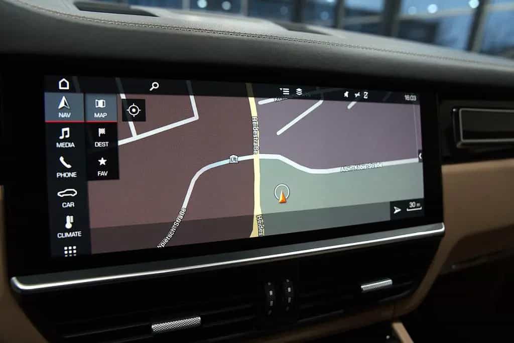 Porsche Cayenne S *SPORT-DESIGN*MATRIX*PANO*BOSE*1.HAND* 10/2019-photo-13