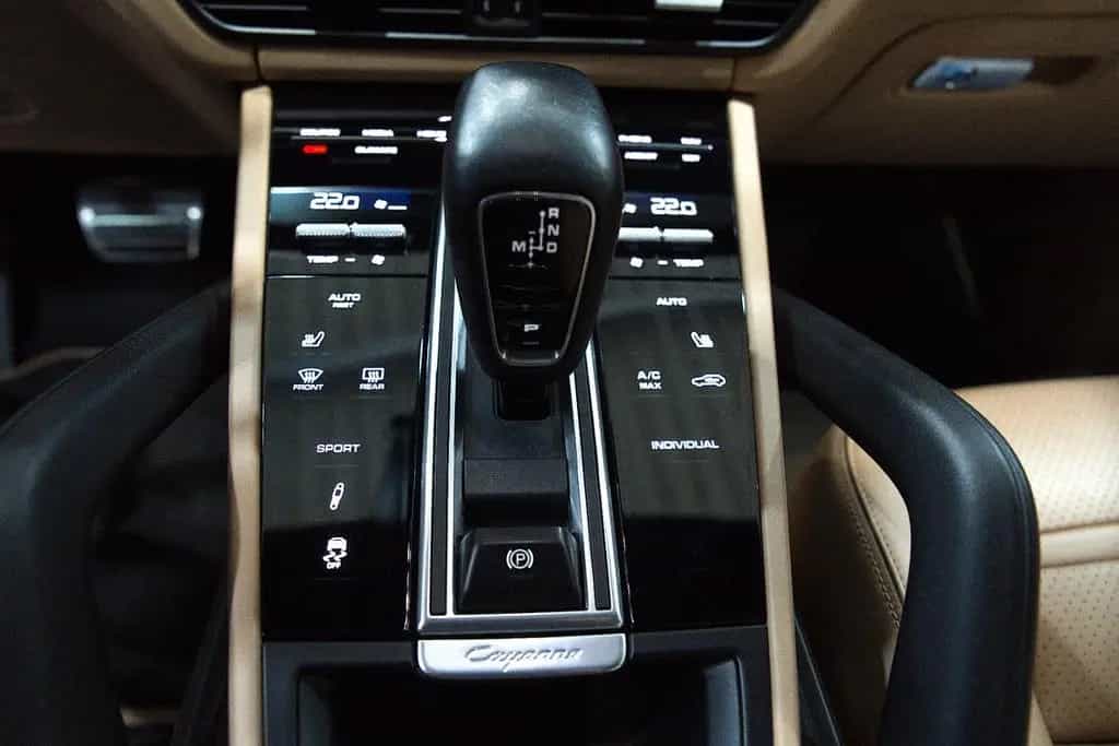 Porsche Cayenne S *SPORT-DESIGN*MATRIX*PANO*BOSE*1.HAND* 10/2019-photo-15