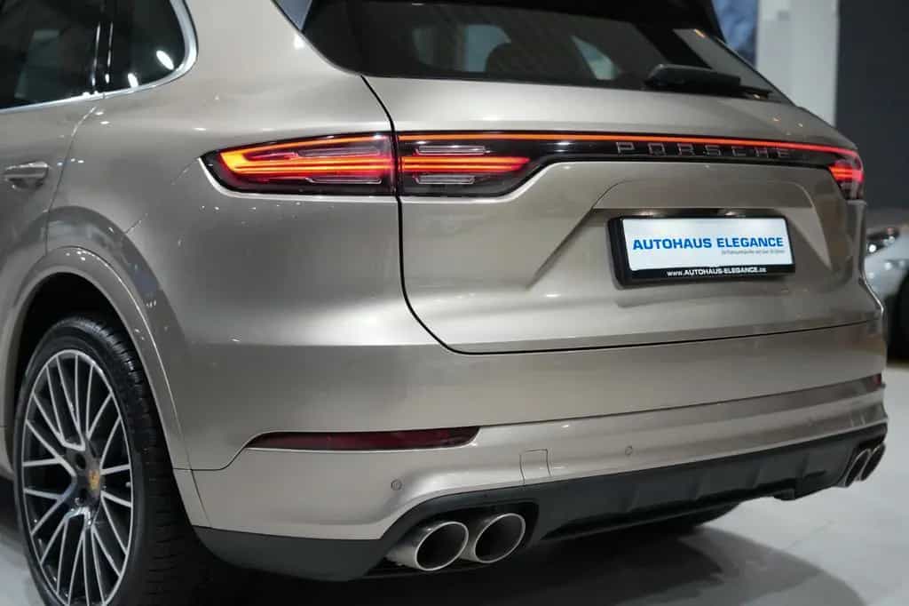 Porsche Cayenne S *SPORT-DESIGN*MATRIX*PANO*BOSE*1.HAND* 10/2019-photo-5