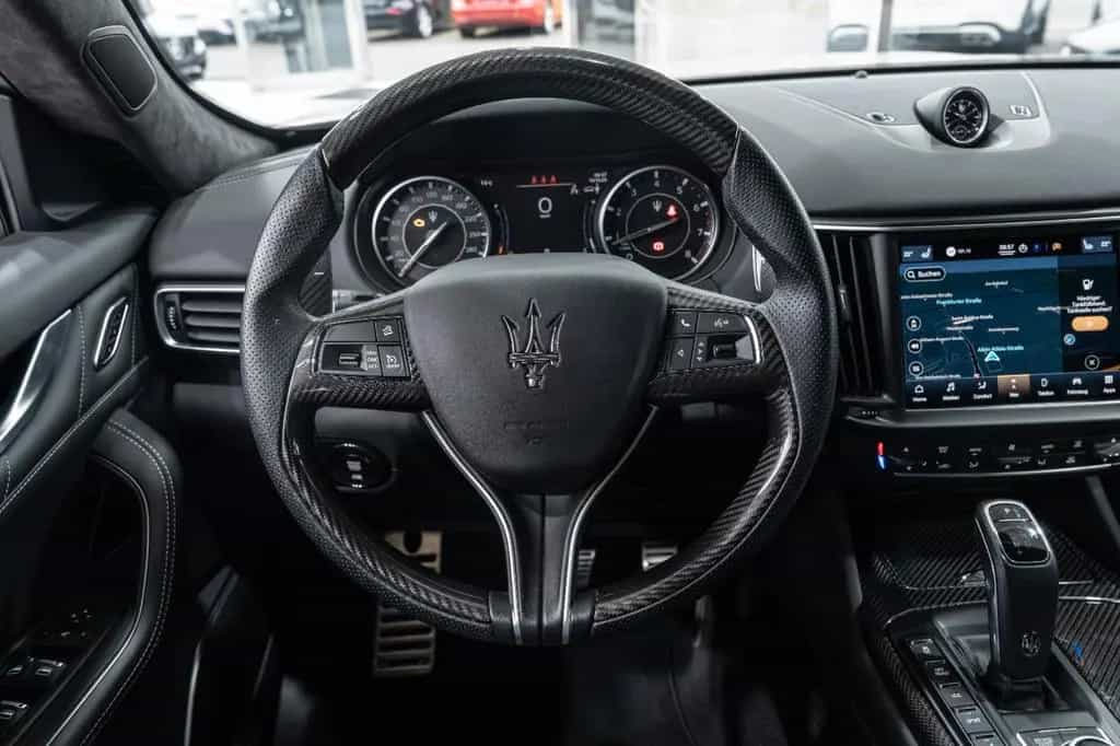 Maserati Levante *LUFTFEDERUNG*H&K*LED*21"LM*NAVI*1-HAN* 01/2024-photo-15