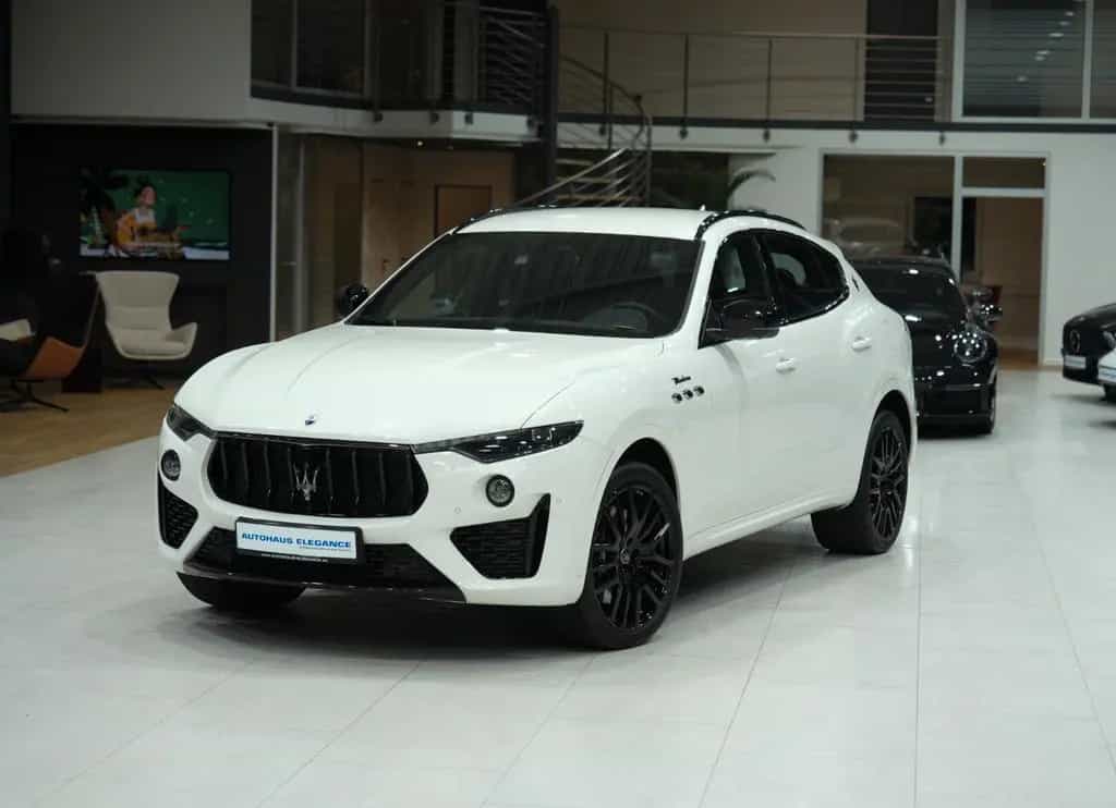 Maserati Levante *LUFTFEDERUNG*H&K*LED*21"LM*NAVI*1-HAN* 01/2024-photo-4