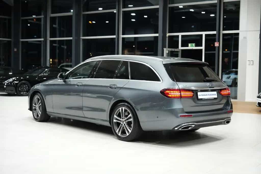 Mercedes-Benz E-Class 450 4Matic Avantgarde*PANO*HEAD-UP*MULTIBEAM* 11/2020-photo-2