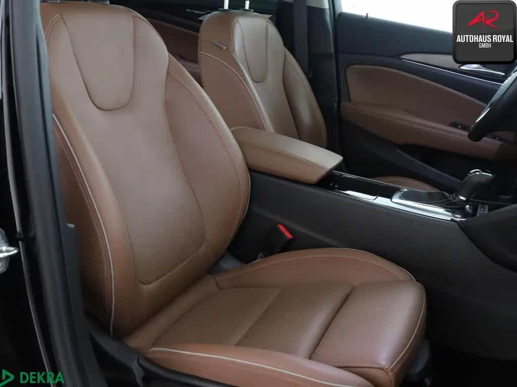 Opel Insignia ST 2.0 CDTI 4x4 HEADUP,KEYLESS,ACC,BOSE 10/2019-photo-10