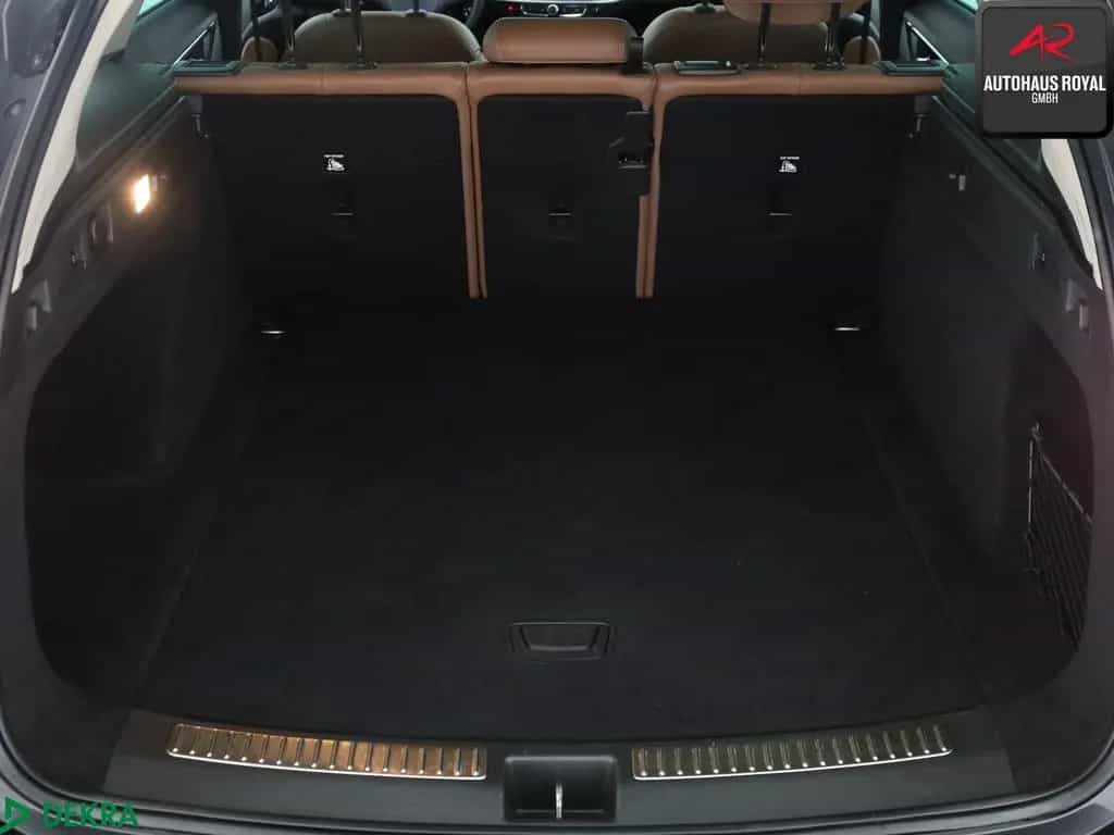 Opel Insignia ST 2.0 CDTI 4x4 HEADUP,KEYLESS,ACC,BOSE 10/2019-photo-12