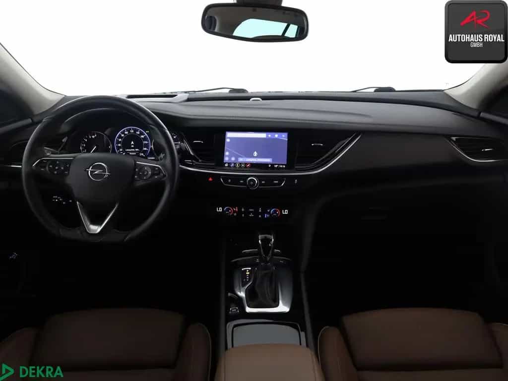 Opel Insignia ST 2.0 CDTI 4x4 HEADUP,KEYLESS,ACC,BOSE 10/2019-photo-8