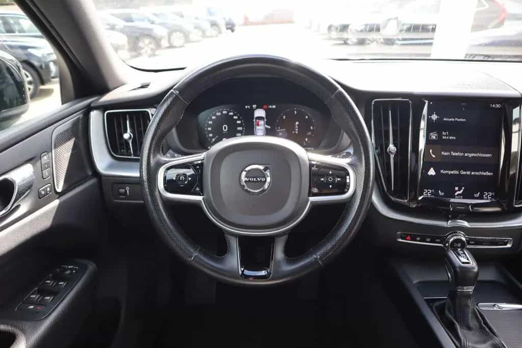 Volvo XC60 D5 AWD Geartronic|PANO|HUD|NAVI|LEDER|BLIS| 11/2018-photo-14