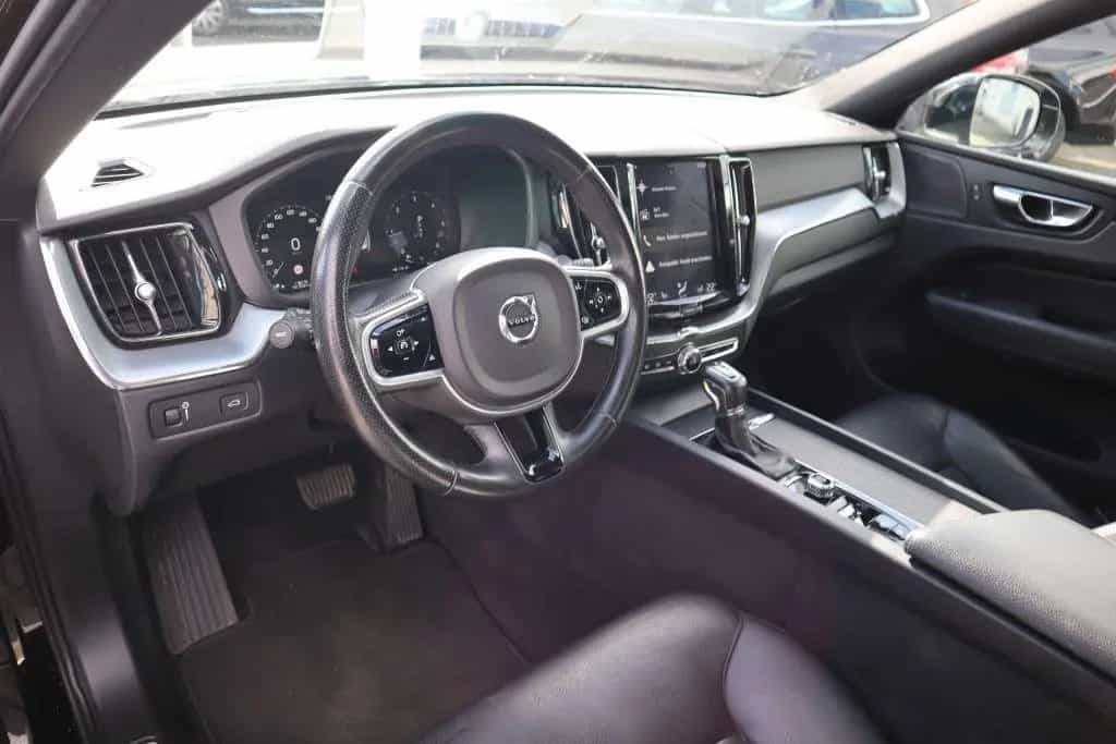 Volvo XC60 D5 AWD Geartronic|PANO|HUD|NAVI|LEDER|BLIS| 11/2018-photo-15