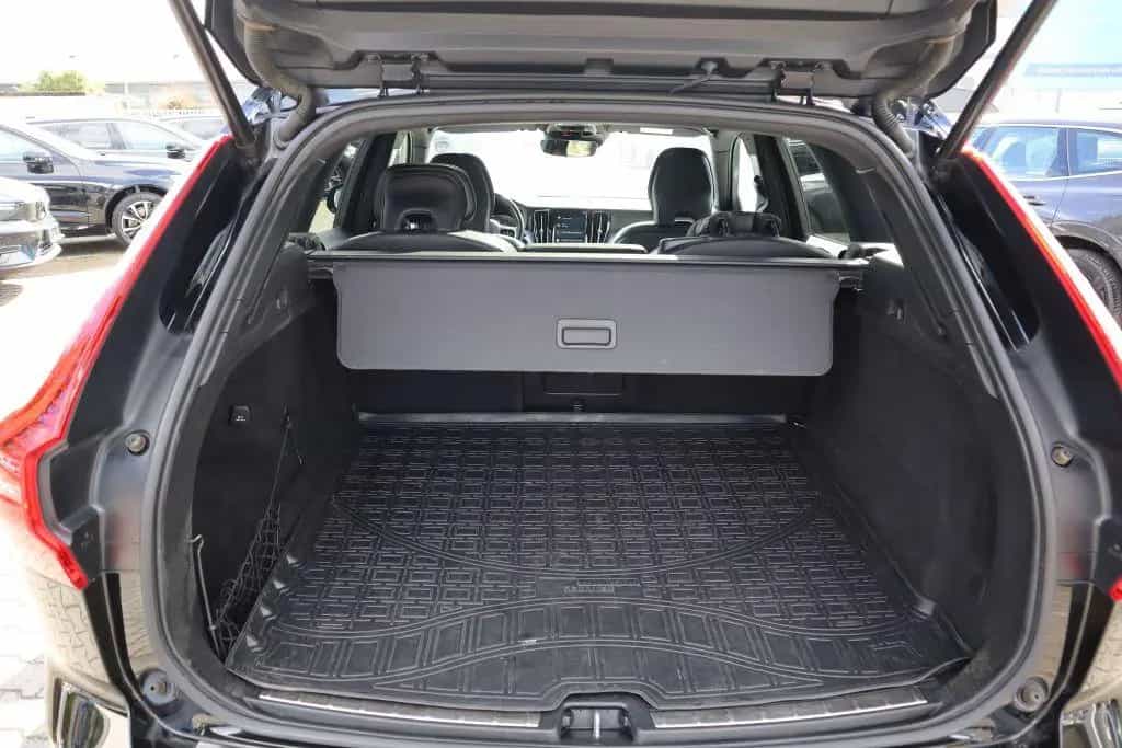 Volvo XC60 D5 AWD Geartronic|PANO|HUD|NAVI|LEDER|BLIS| 11/2018-photo-24