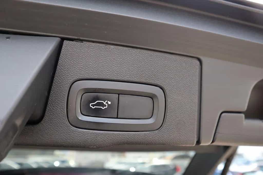 Volvo XC60 D5 AWD Geartronic|PANO|HUD|NAVI|LEDER|BLIS| 11/2018-photo-25