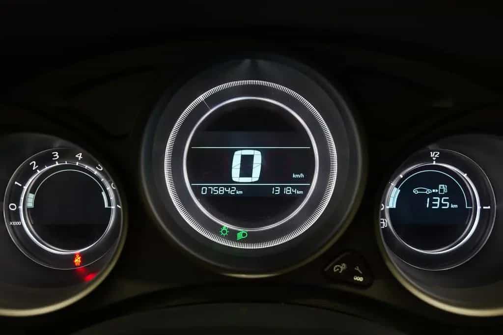 Citroën C4 1.2 PureTech Lim. LED/PDC/TEMP/SHZ+TÜV 08.27 03/2017-photo-21