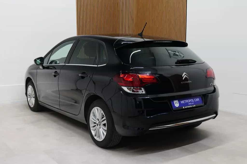 Citroën C4 1.2 PureTech Lim. LED/PDC/TEMP/SHZ+TÜV 08.27 03/2017-photo-4