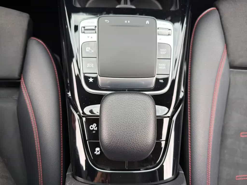 Mercedes-Benz CLA 35 AMG Shooting Brake Panorama  Standheizung 01/2020-photo-19