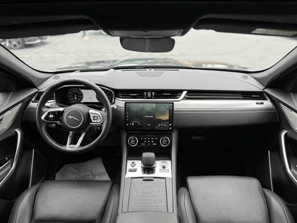 Jaguar F-Pace R-Dynamic SE AWD Blackback*360°Kam*TOP*1H 02/2021-photo-15