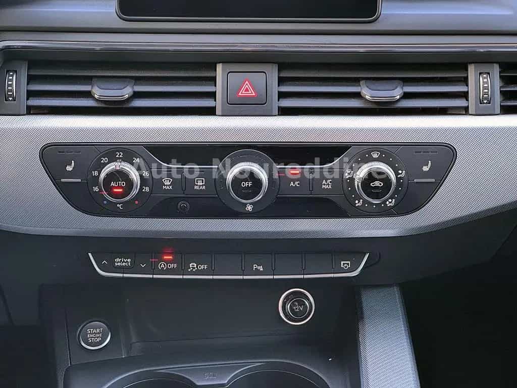 Audi A4 40TFSI S-Line Limousine Automatik*ACC*Navi 03/2019-photo-11