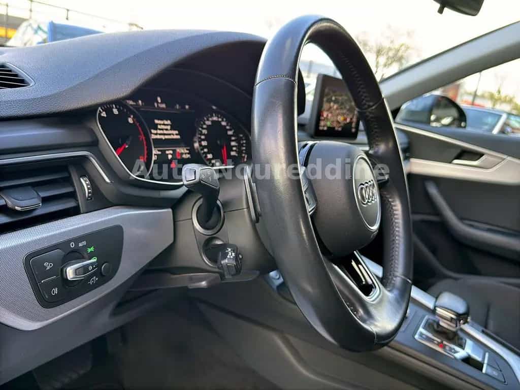 Audi A4 40TFSI S-Line Limousine Automatik*ACC*Navi 03/2019-photo-18