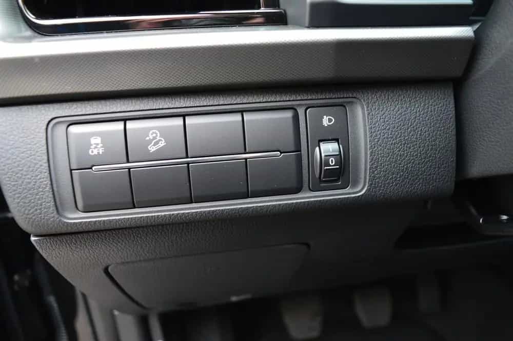 KGM Musso Grand 2.2 e-XDi Core AWD *PDC+Cam+DAB+Navi null-photo-15